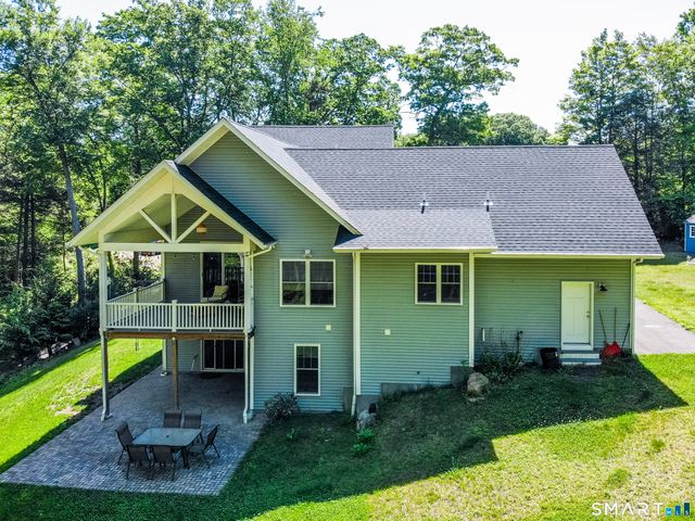 5 Bridge Road, Monroe, CT 06468