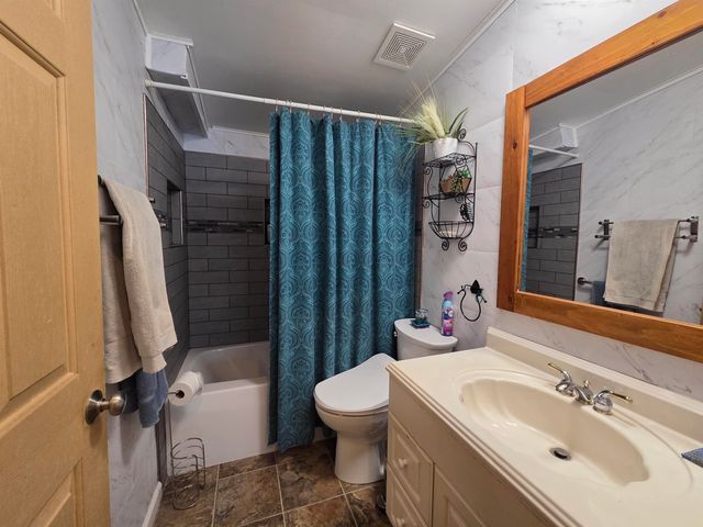 46 Hidden Valley Road, Fairfax, VT 05454