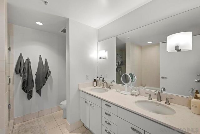 645 Front Street 1807, San Diego, CA 92101