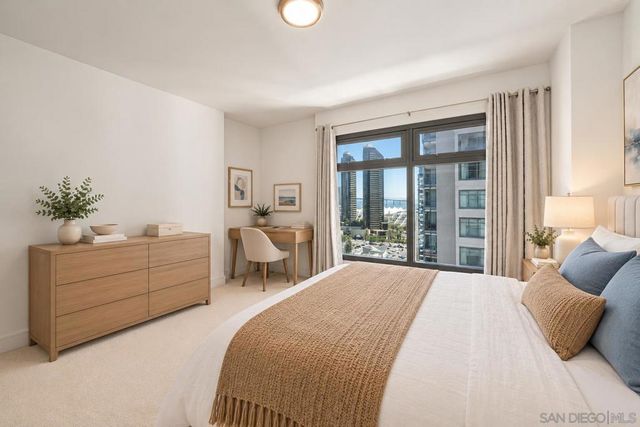645 Front Street 1807, San Diego, CA 92101