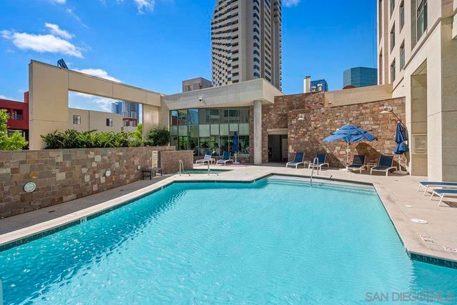 645 Front Street 1807, San Diego, CA 92101