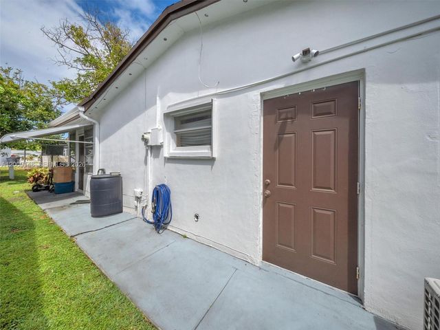 4715 NW 43rd Street, Lauderdale Lakes, FL 33319