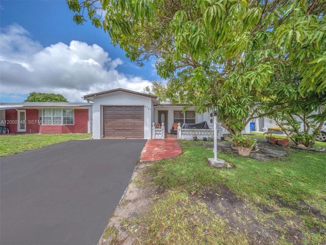 4715 NW 43rd Street, Lauderdale Lakes, FL 33319