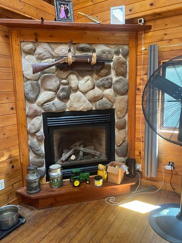 10090 Snowbowl Road, Houghton Lake, MI 48629