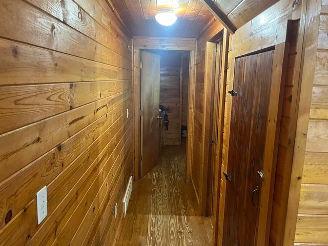 10090 Snowbowl Road, Houghton Lake, MI 48629