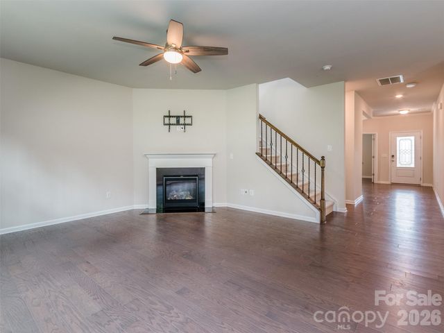 2118 Killian Creek Drive, Denver, NC 28037