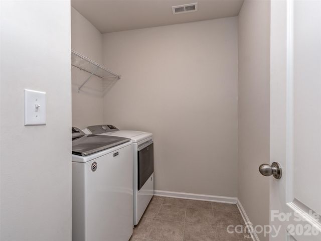 2118 Killian Creek Drive, Denver, NC 28037