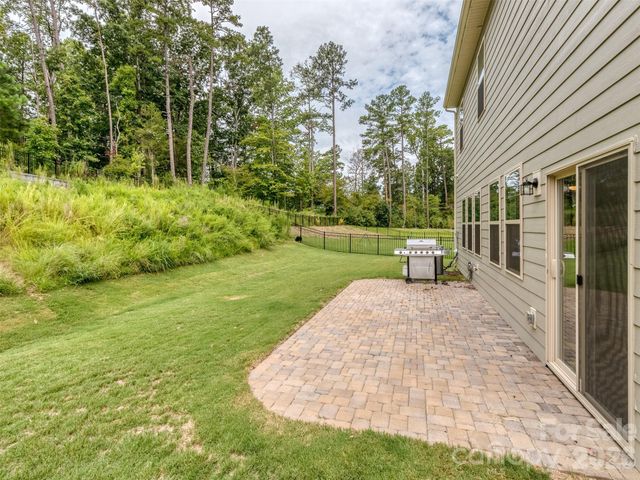 2118 Killian Creek Drive, Denver, NC 28037