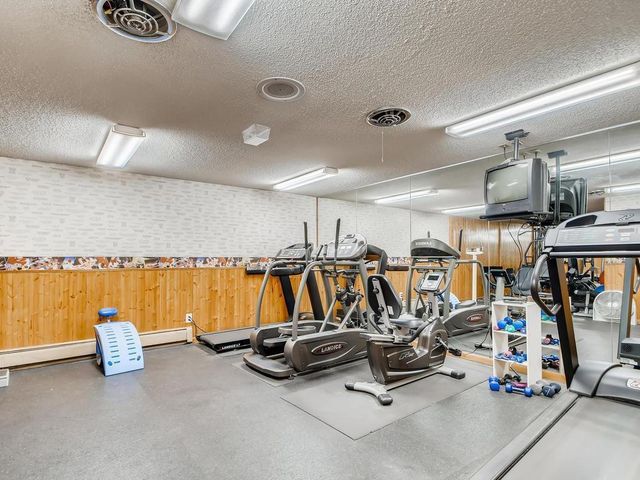 1601 N Innsbruck Drive 367NE, Fridley, MN 55432