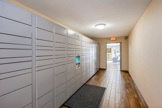 1601 N Innsbruck Drive 367NE, Fridley, MN 55432