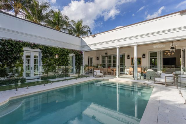 208 Sandpiper Drive, Palm Beach, FL 33480