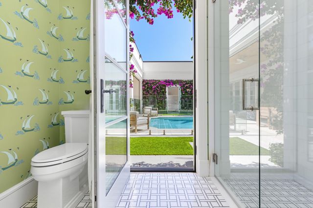 208 Sandpiper Drive, Palm Beach, FL 33480