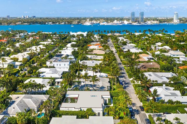 208 Sandpiper Drive, Palm Beach, FL 33480