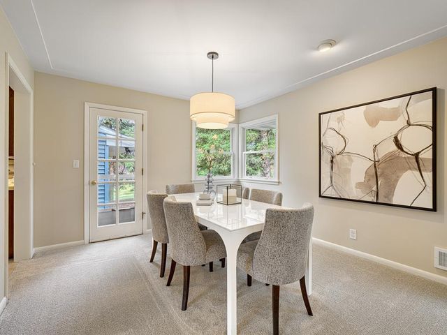 205 Oakview Road, West Saint Paul, MN 55118