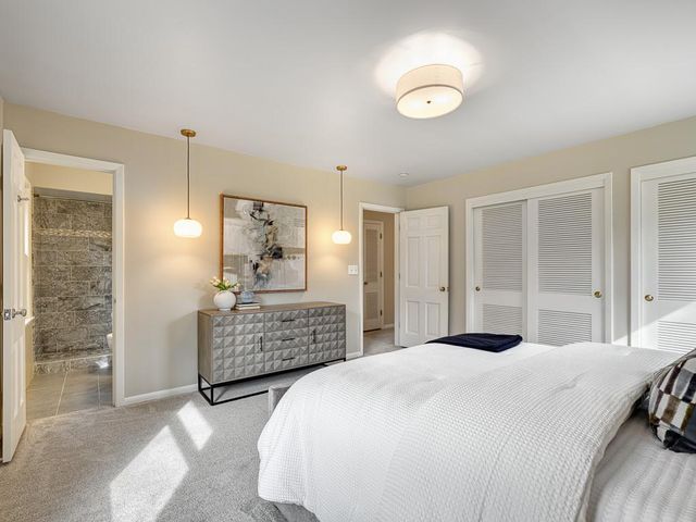 205 Oakview Road, West Saint Paul, MN 55118