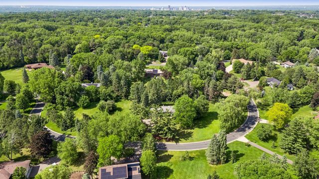205 Oakview Road, West Saint Paul, MN 55118