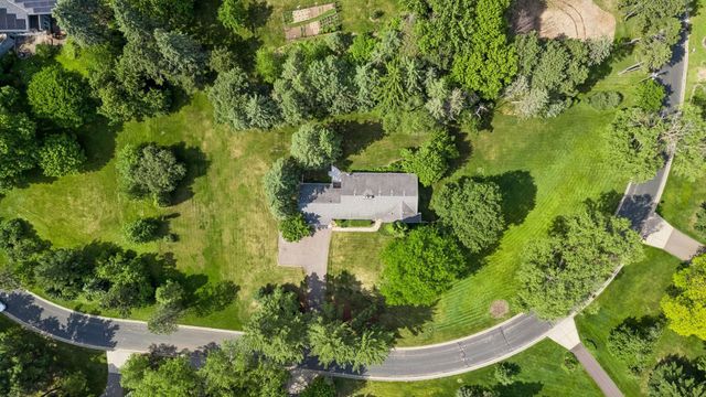 205 Oakview Road, West Saint Paul, MN 55118
