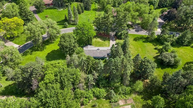 205 Oakview Road, West Saint Paul, MN 55118