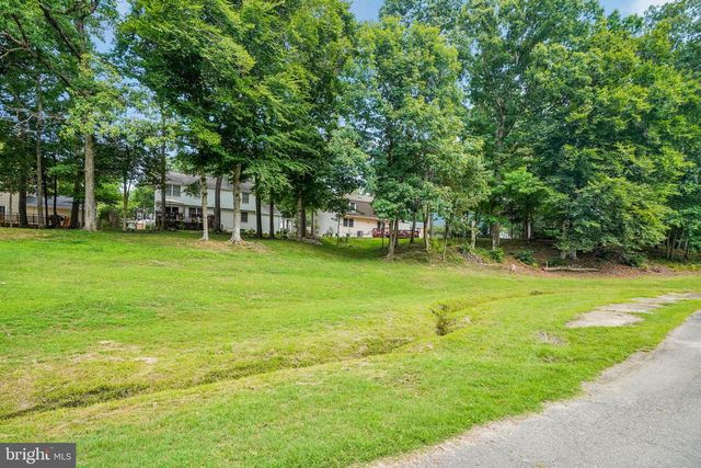 15809 LAZY DAY LN, Dumfries, VA 22025