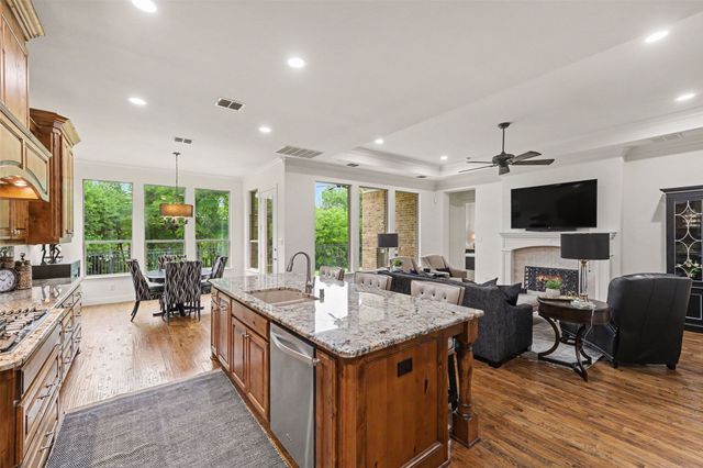1241 Blue Lake Boulevard, Arlington, TX 76005