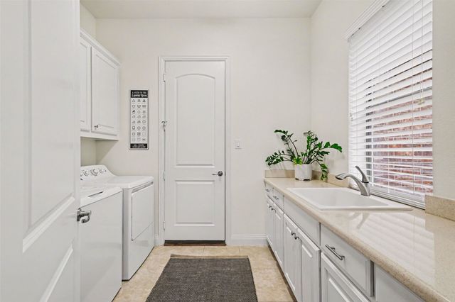 1241 Blue Lake Boulevard, Arlington, TX 76005