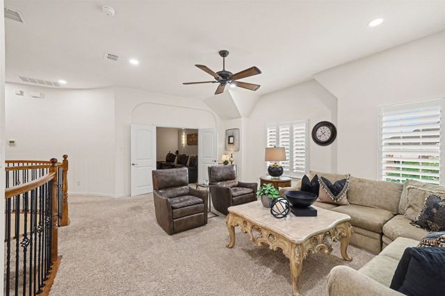1241 Blue Lake Boulevard, Arlington, TX 76005