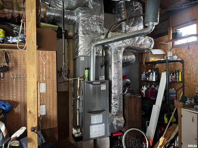 1286 W LOSEY Street, Galesburg, IL 61401