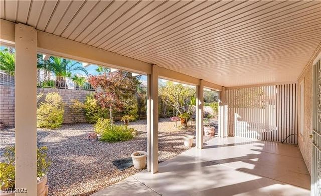 2505 Indigo Valley Street, Las Vegas, NV 89134