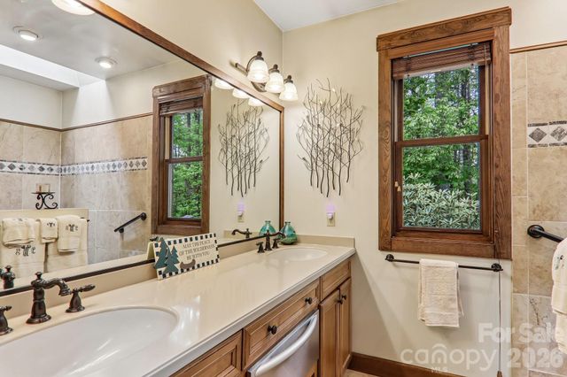 519 Susanna Cove Road 8, Mars Hill, NC 28754