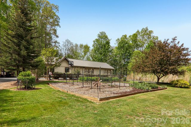 519 Susanna Cove Road 8, Mars Hill, NC 28754