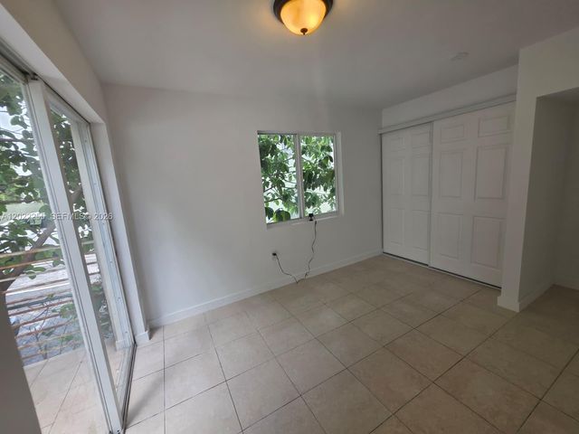 829 SW 3rd St 831, Miami, FL 33130