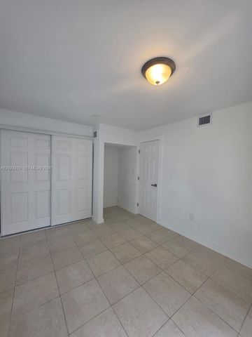 829 SW 3rd St 831, Miami, FL 33130