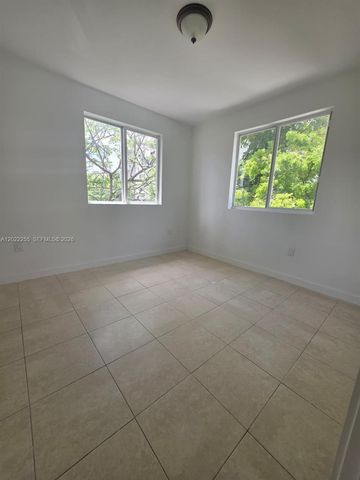 829 SW 3rd St 831, Miami, FL 33130