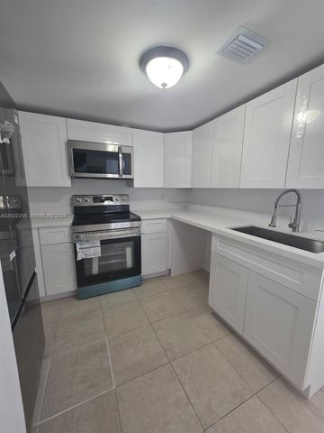 829 SW 3rd St 831, Miami, FL 33130