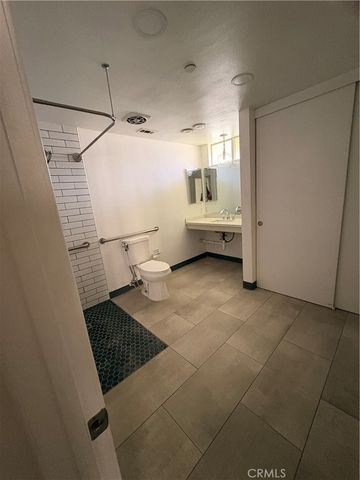 967 W 13th, Upland, CA 91786