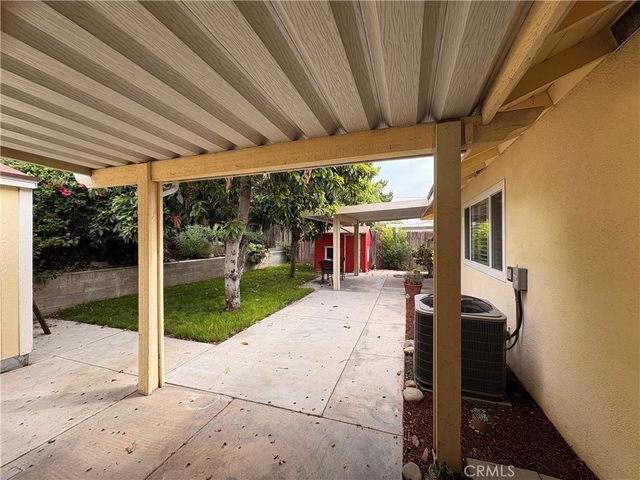 967 W 13th, Upland, CA 91786