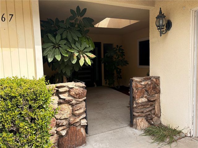 967 W 13th, Upland, CA 91786
