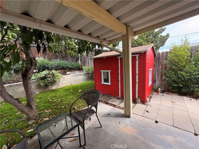 967 W 13th, Upland, CA 91786