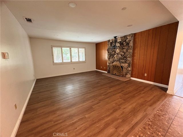 967 W 13th, Upland, CA 91786