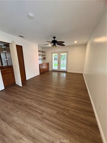 967 W 13th, Upland, CA 91786
