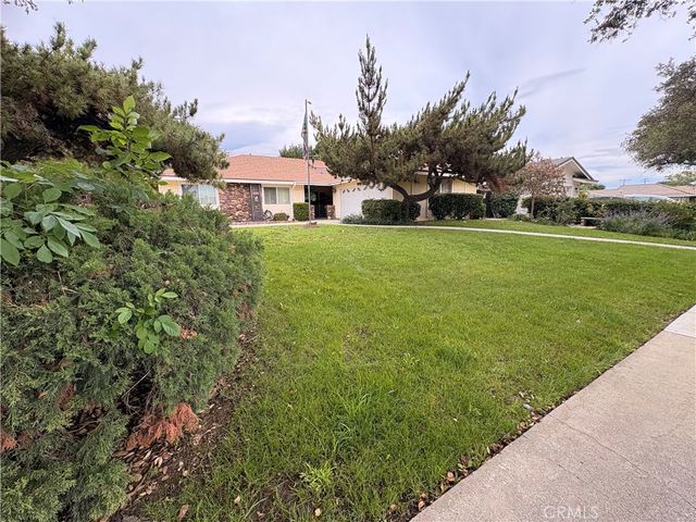 967 W 13th, Upland, CA 91786