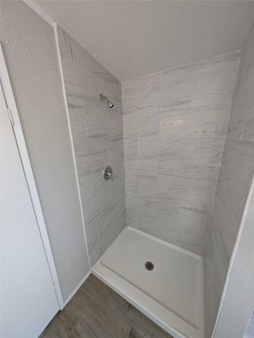 9002 Cartwright Drive, Cresson, TX 76035