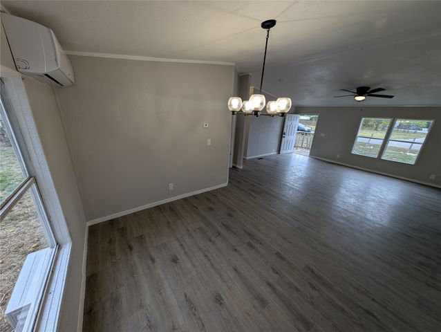 9002 Cartwright Drive, Cresson, TX 76035