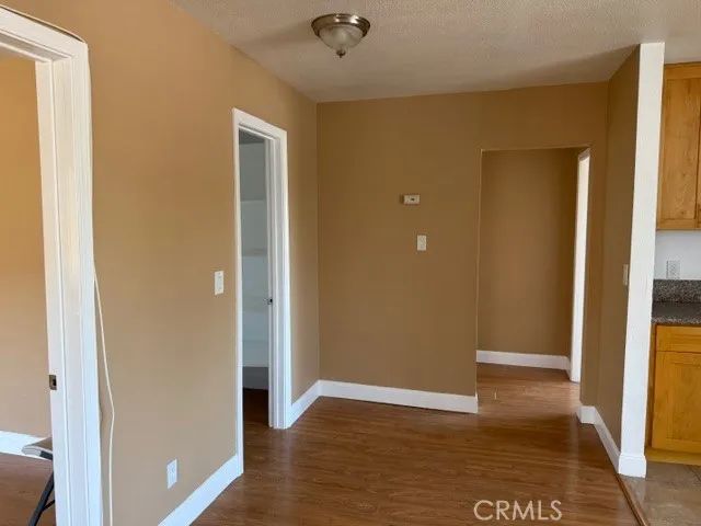 7811 S San Pedro 4, Los Angeles, CA 90003