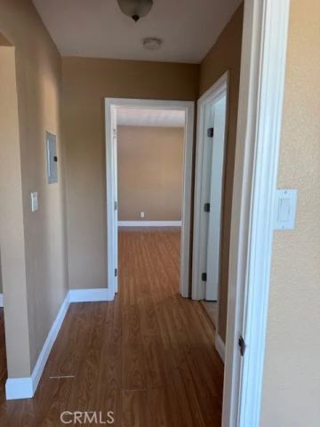 7811 S San Pedro 4, Los Angeles, CA 90003