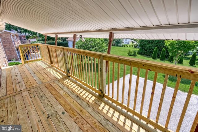 7 CRESTLINE DR, Manchester, PA 17345