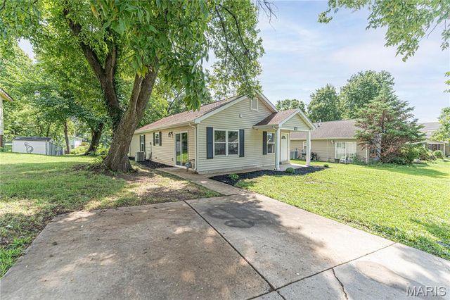 356 Lewis Street, Wentzville, MO 63385