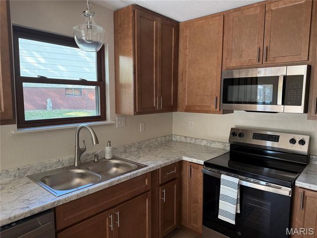 356 Lewis Street, Wentzville, MO 63385