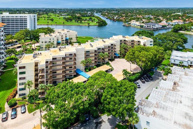 372 Golfview Road 101, North Palm Beach, FL 33408