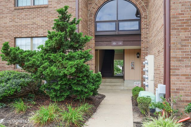 101 Wellington Place 101, Matawan, NJ 07747